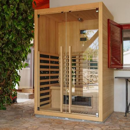 Rasopasno Stone Lady Holiday Home With Pool&Hot Tub,Sauna,Bbq,Garden מראה חיצוני תמונה